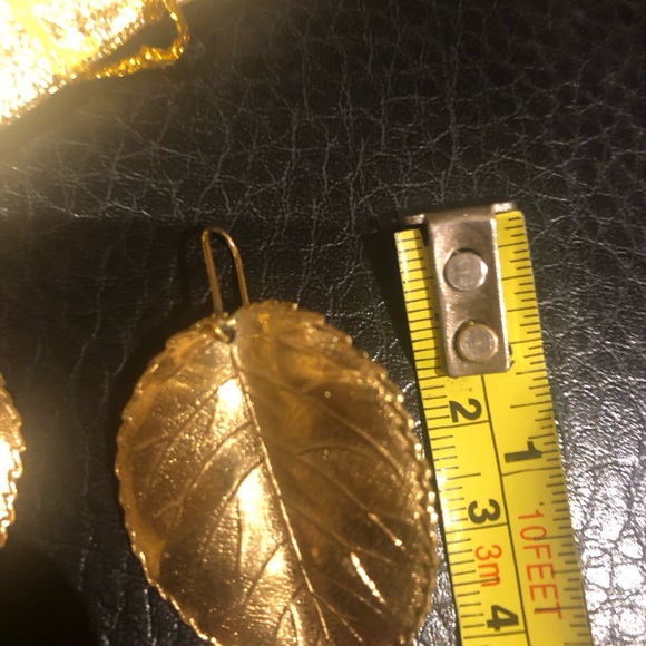 Brilliant Gold leaf ear wire earrings & gift bag - Picture 4 of 4